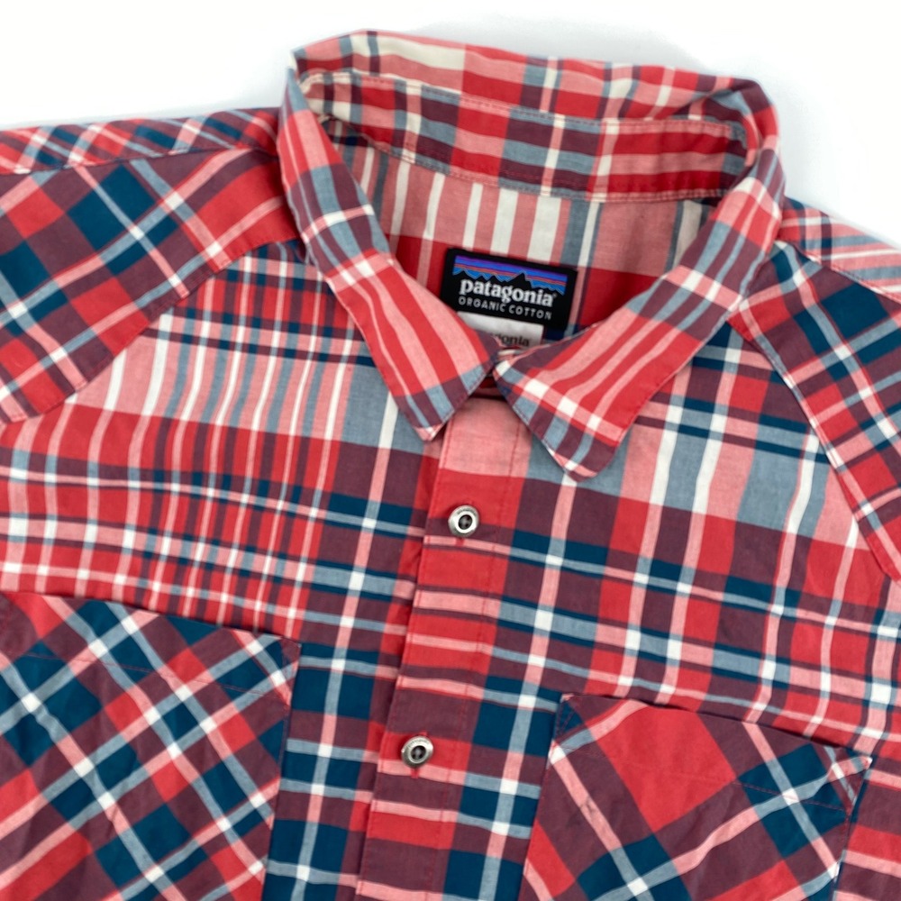 Patagonia Mens Small Organic Cotton Plaid Short Sleeve Button Up Shirt‎
